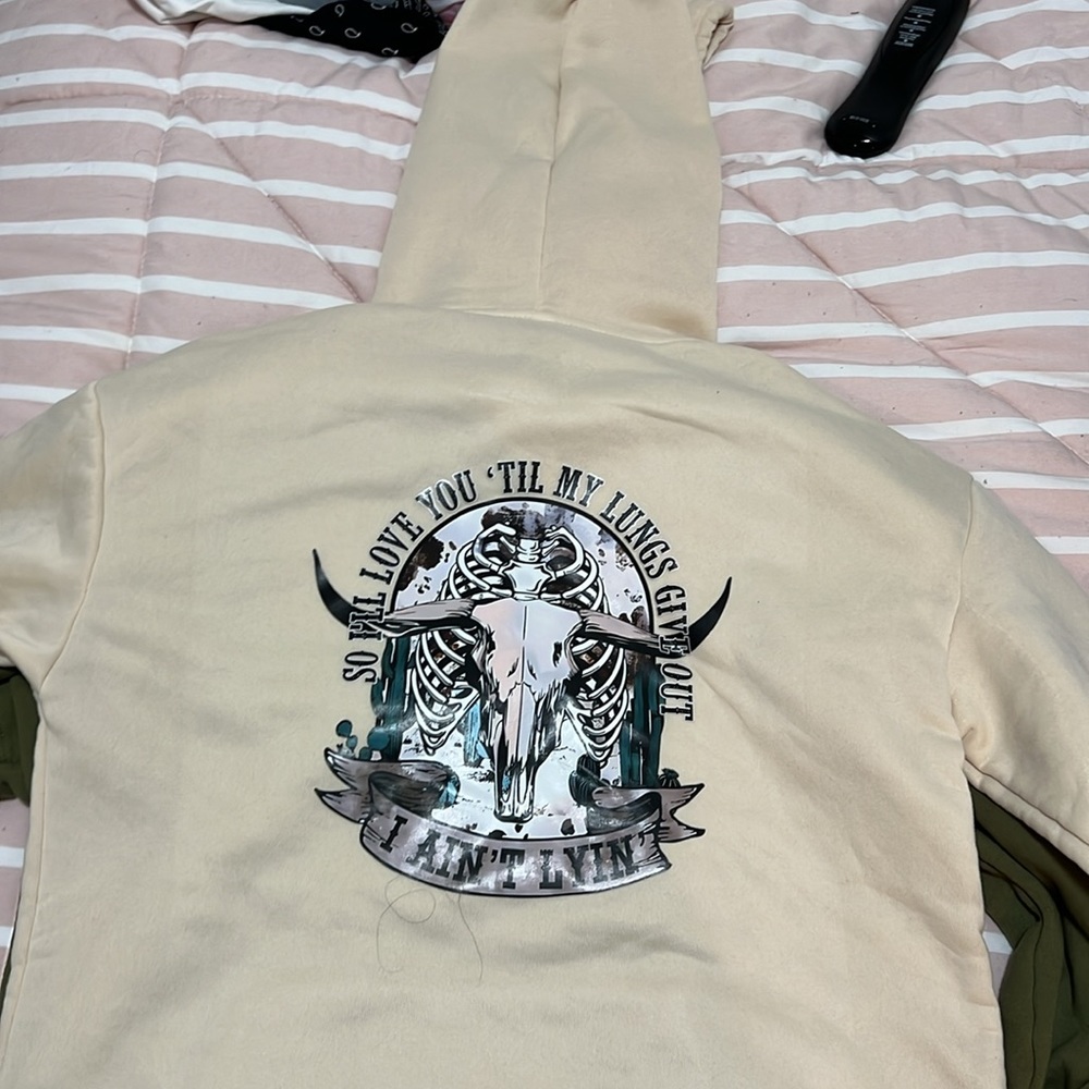 Sweatshirt - Picture 4 of 4